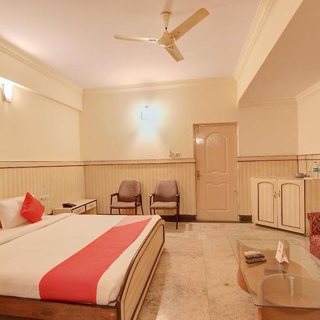Oyo 12985 Sabharwal Viceroy Hotel Bangalore Ngoại thất bức ảnh